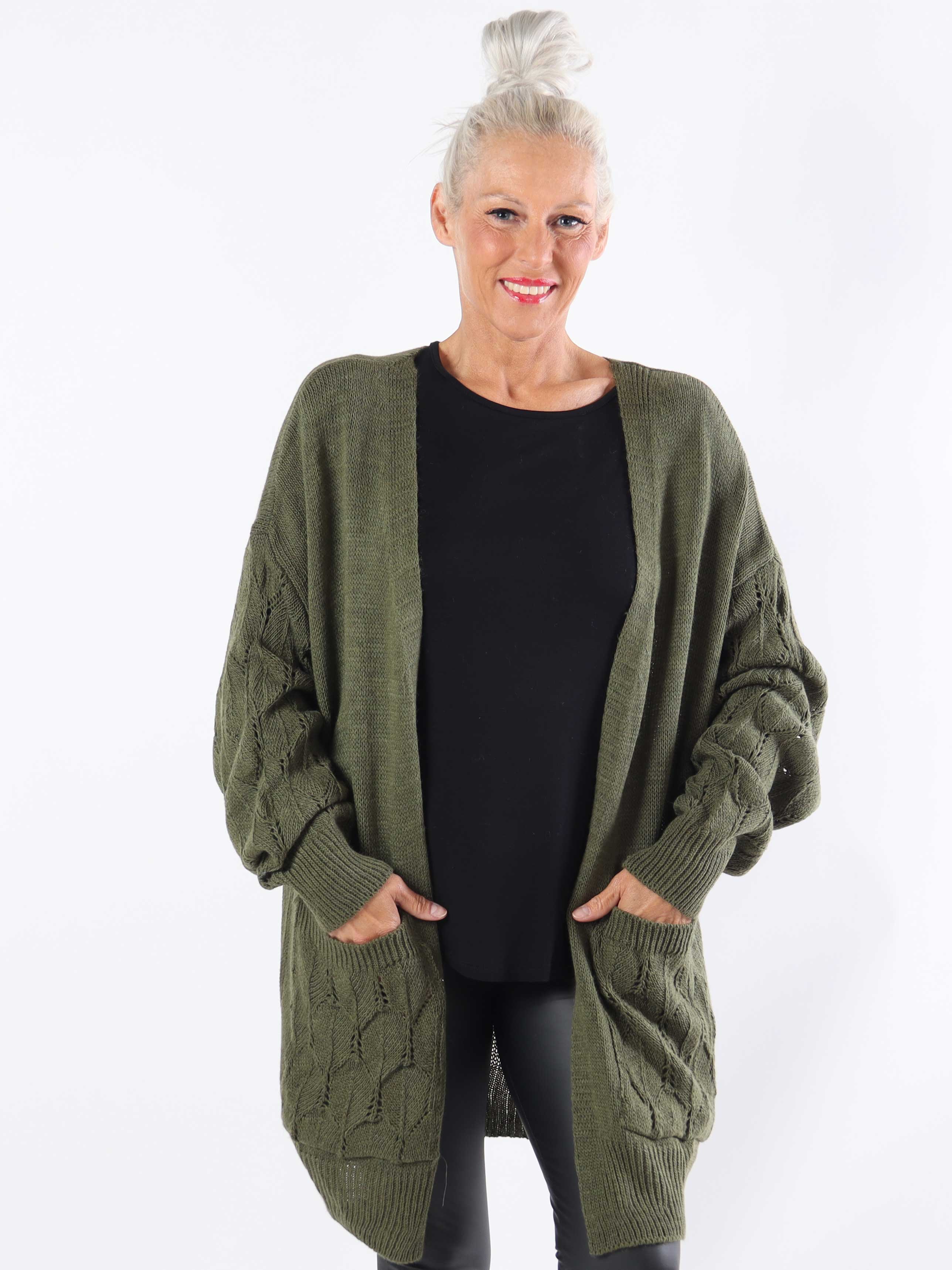 Capri - Plus size strikcardigan med lommer